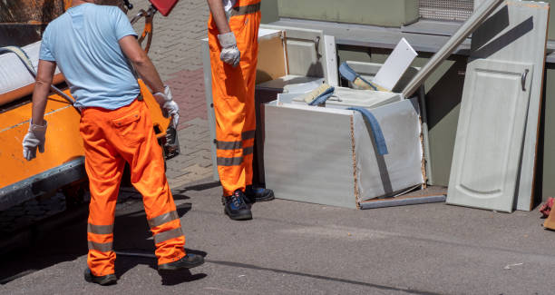 Best Carpet Removal and Disposal  in Comstock Northwest, MI